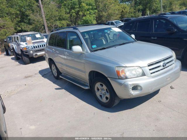  Salvage Toyota Highlander