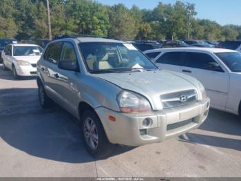  Salvage Hyundai TUCSON