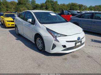  Salvage Toyota Prius