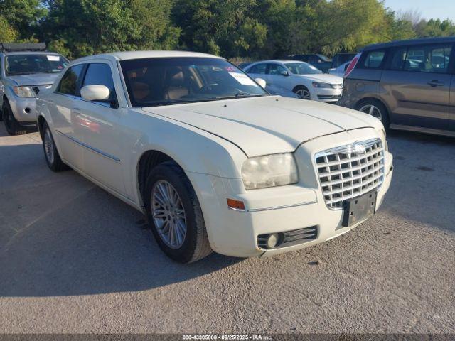 Salvage Chrysler 300