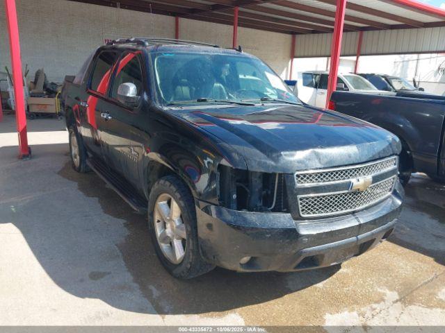  Salvage Chevrolet Avalanche 1500