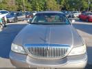 Lincoln Towncar Signature Image 3