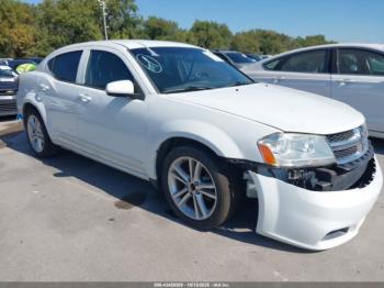  Salvage Dodge Avenger