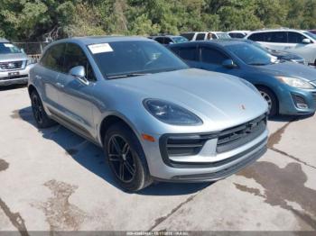  Salvage Porsche Macan