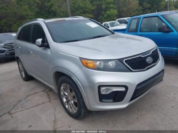  Salvage Kia Sorento