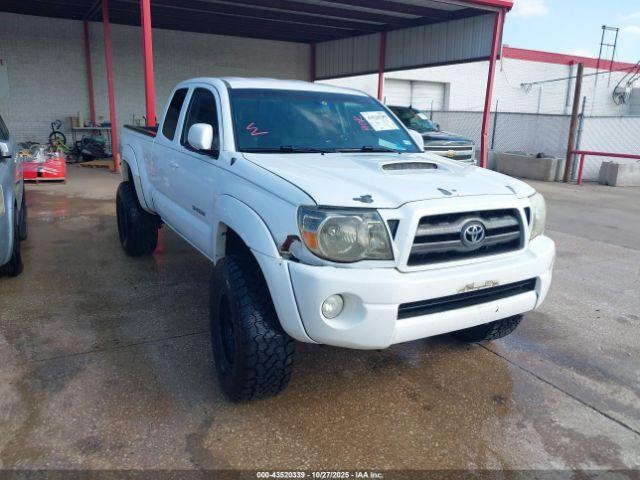  Salvage Toyota Tacoma