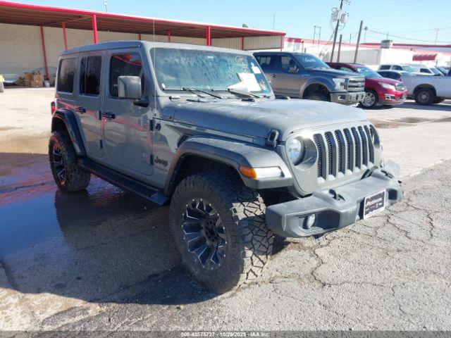  Salvage Jeep Wrangler