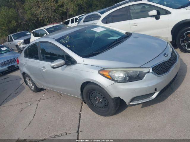  Salvage Kia Forte