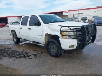  Salvage Chevrolet Silverado 1500