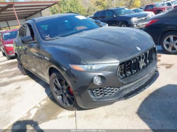  Salvage Maserati Levante