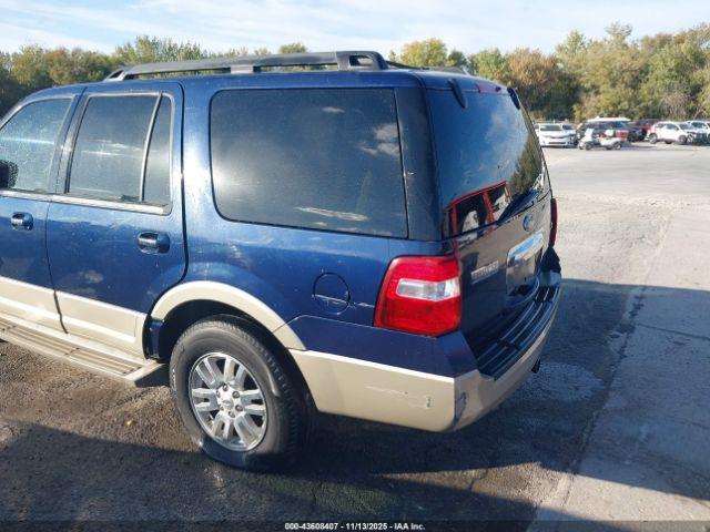 Ford Expedition Image 2