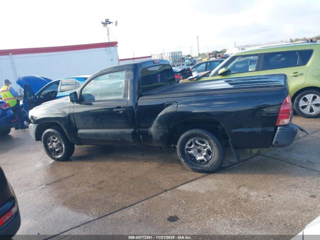 Toyota Tacoma Image 18