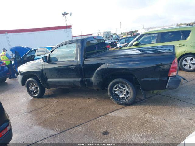 Toyota Tacoma Image 18