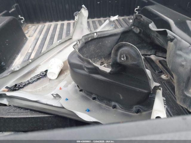 Toyota Tacoma Sr5 V6 Image 10