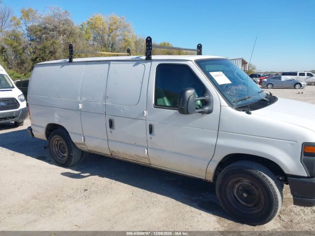 Ford E-150 Commercial Image 10