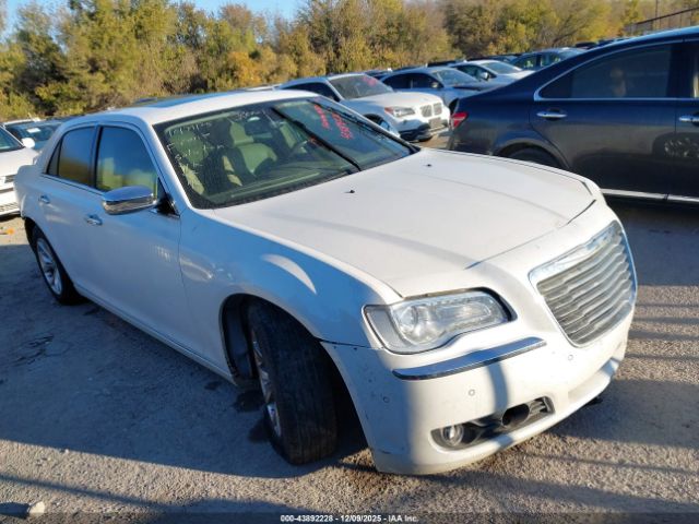 Chrysler 300c Image 1