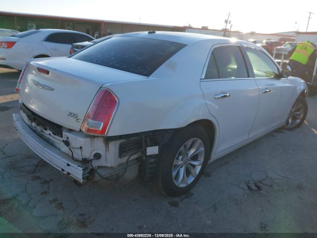 Chrysler 300c Image 9