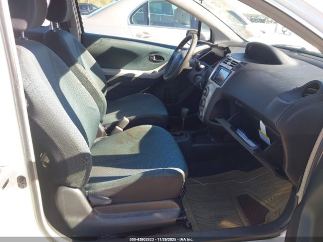 Toyota Yaris Image 3