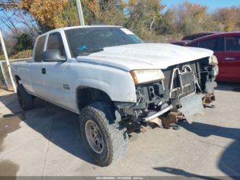  Salvage Chevrolet Silverado 3500