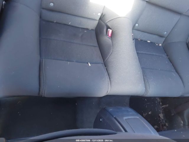 Ford Mustang Gt Premium Image 4