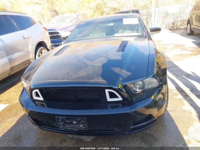 Ford Mustang Gt Premium Image 15