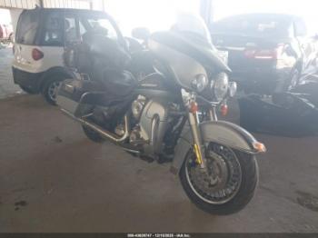  Salvage Harley-Davidson Flhtk