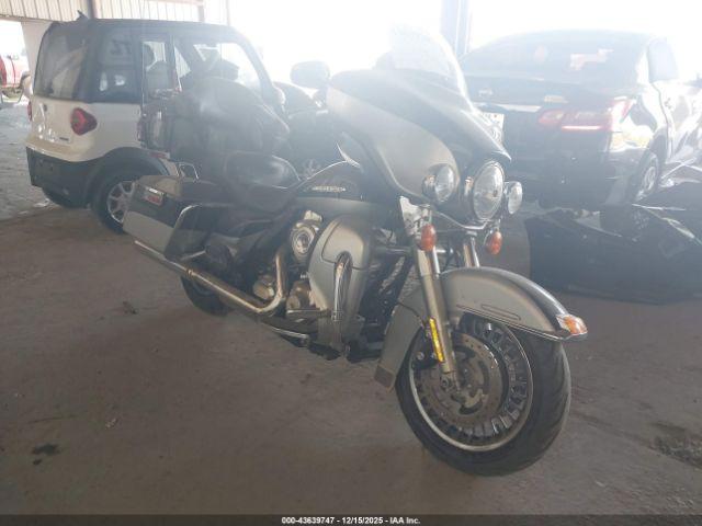  Salvage Harley-Davidson Flhtk