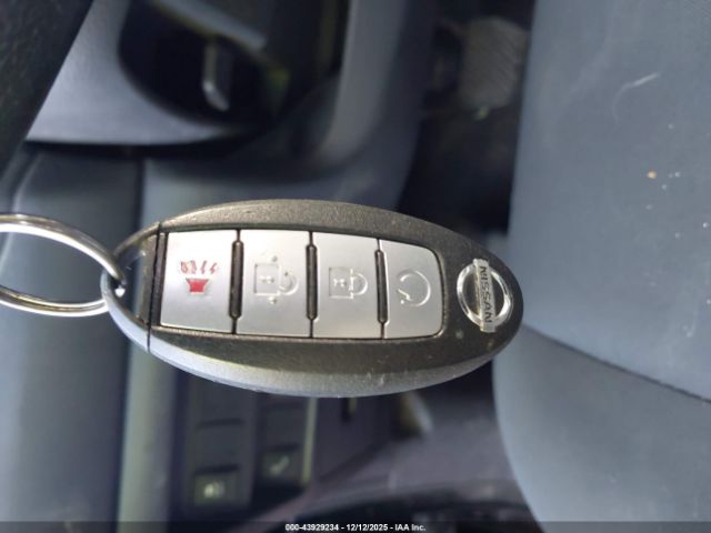 Nissan Pathfinder Sv Image 13