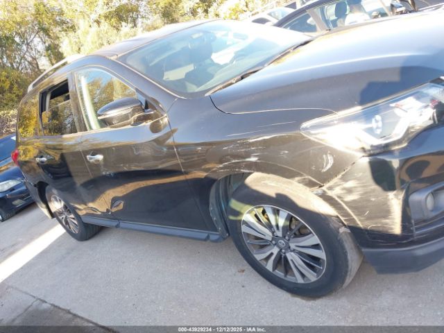 Nissan Pathfinder Sv Image 14