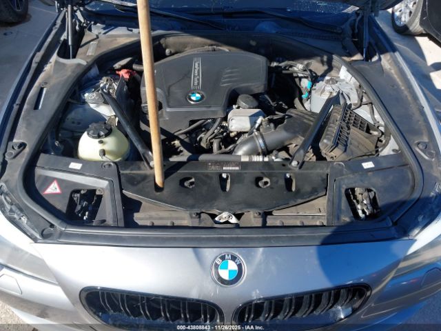 BMW 5 Series Image 8