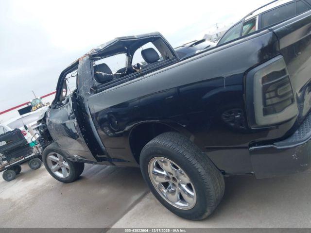 Ram 1500 Express Regular Cab 4x2 6'4 Box Image 17