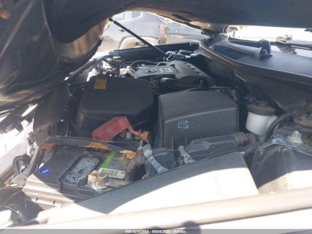 Toyota Camry Le Image 13