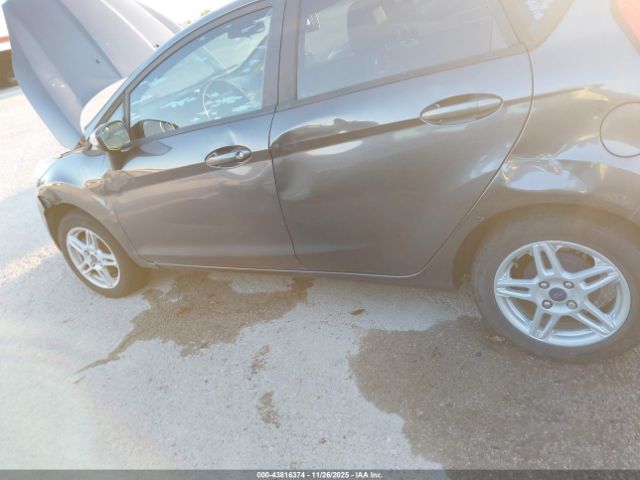 Ford Fiesta Se Image 9