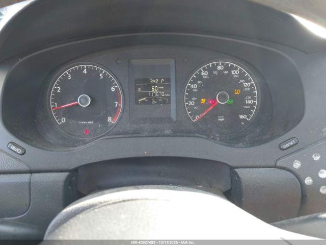 Volkswagen Jetta 2.0l S Image 7