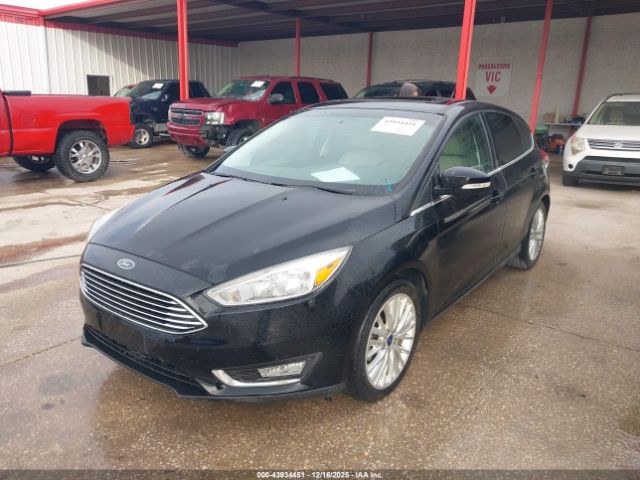 Ford Focus Titanium Image 12