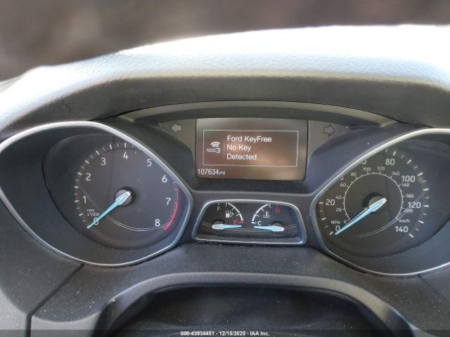 Ford Focus Titanium Image 2