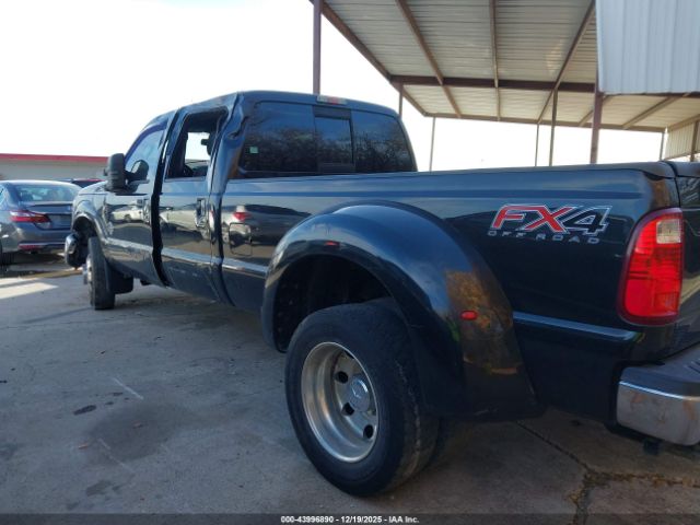 Ford F-350 Lariat Image 9