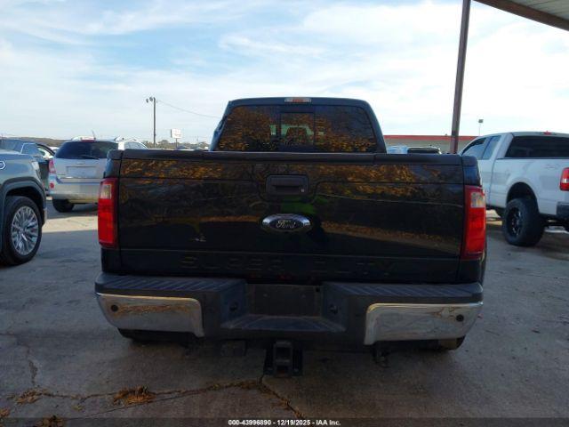 Ford F-350 Lariat Image 10