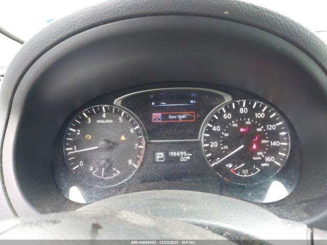 Nissan Altima 2.5 S Image 4