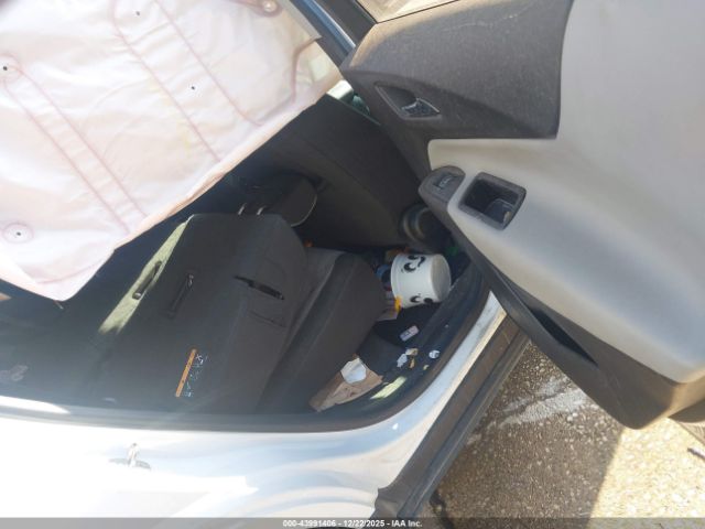 Chevrolet Equinox Ls Image 10