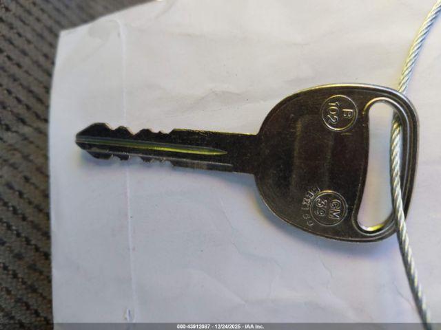 GMC Yukon Sle Image 11