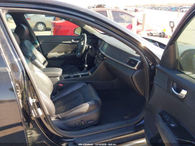 Kia Optima Sx Turbo Image 4