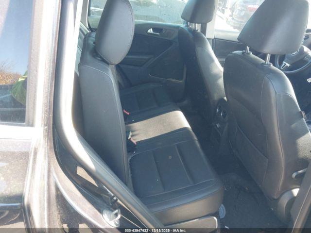 Volkswagen Tiguan Se Image 6