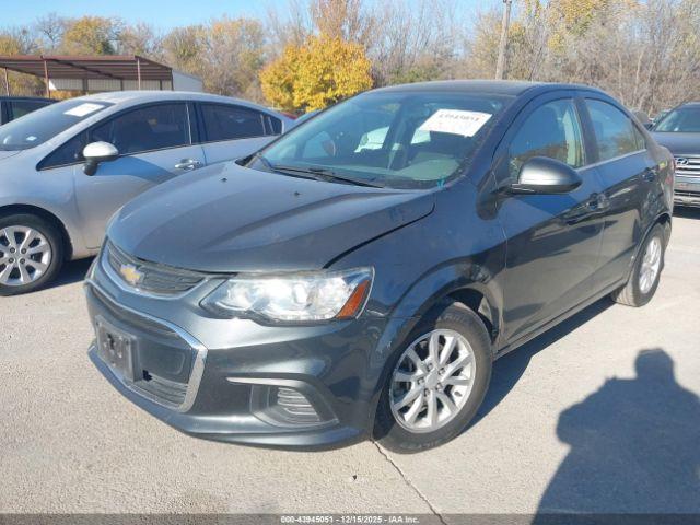 Chevrolet Sonic Lt Auto Image 5