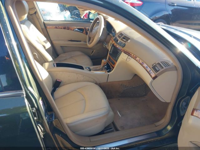 Mercedes-Benz E-Class Image 2