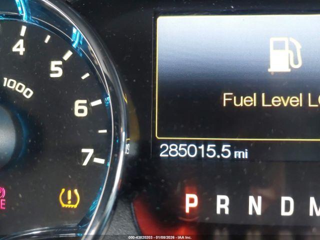 Ford F-150 Lariat Image 7