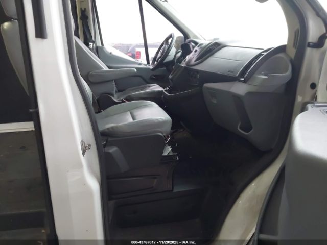 Ford Transit Image 2