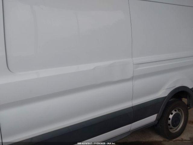 Ford Transit Image 7