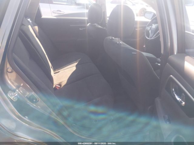 Nissan Altima 2.5 Sv Image 8