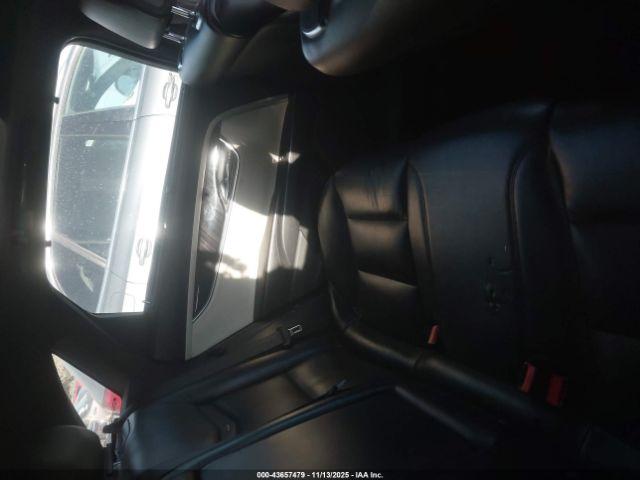 Cadillac XTS Platinum Image 2